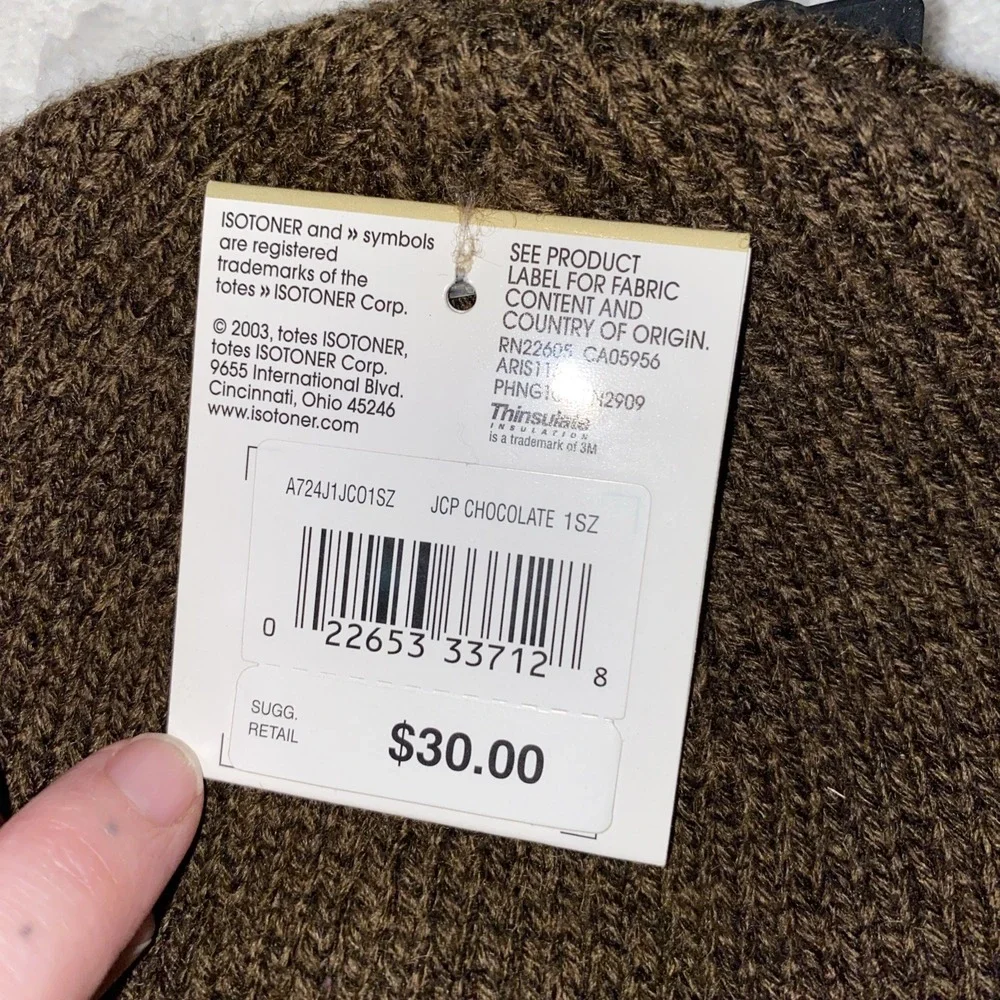 Isotoner Brown Chocolate Beanie‎ Women's  Acrylic/wool Blend